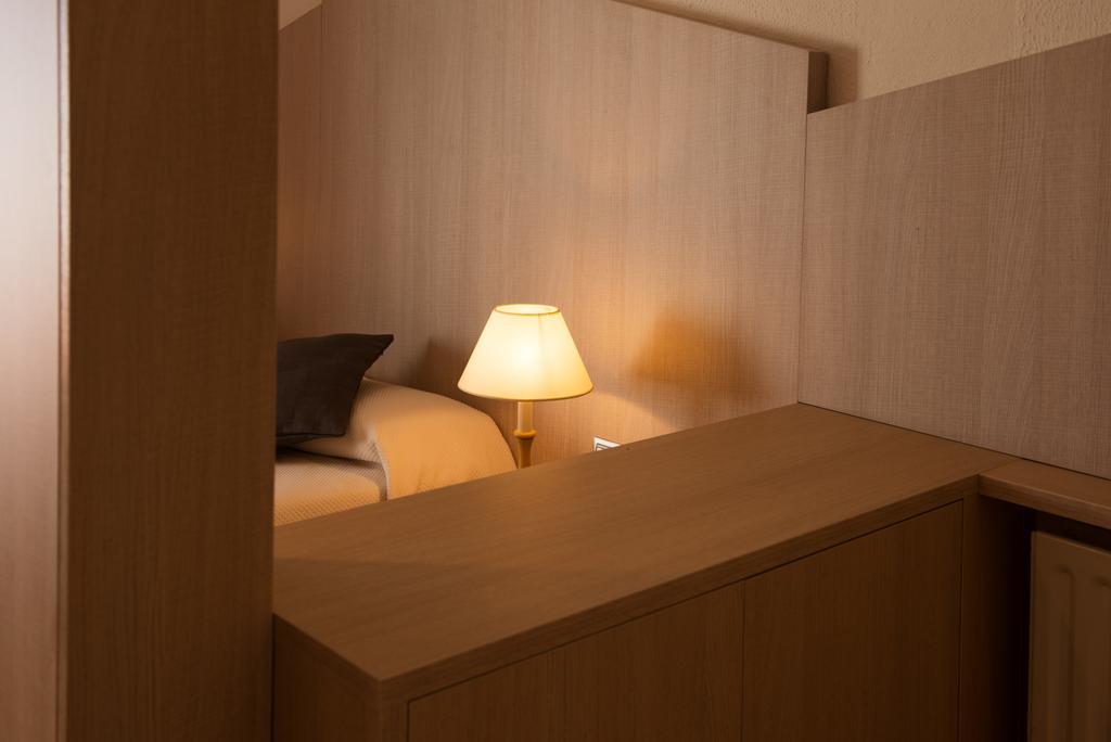 Hotel Capri トッサ・デ・マール エクステリア 写真
